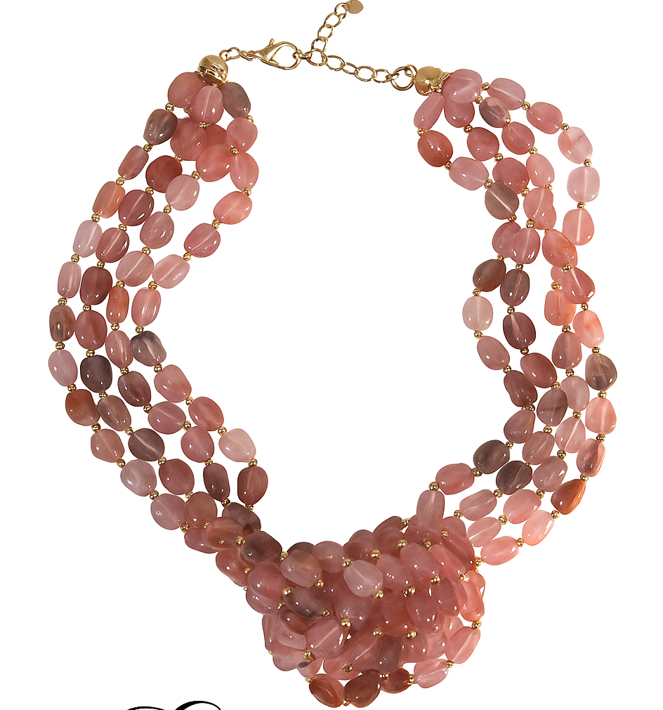 Collar trenzado en tonos rosados